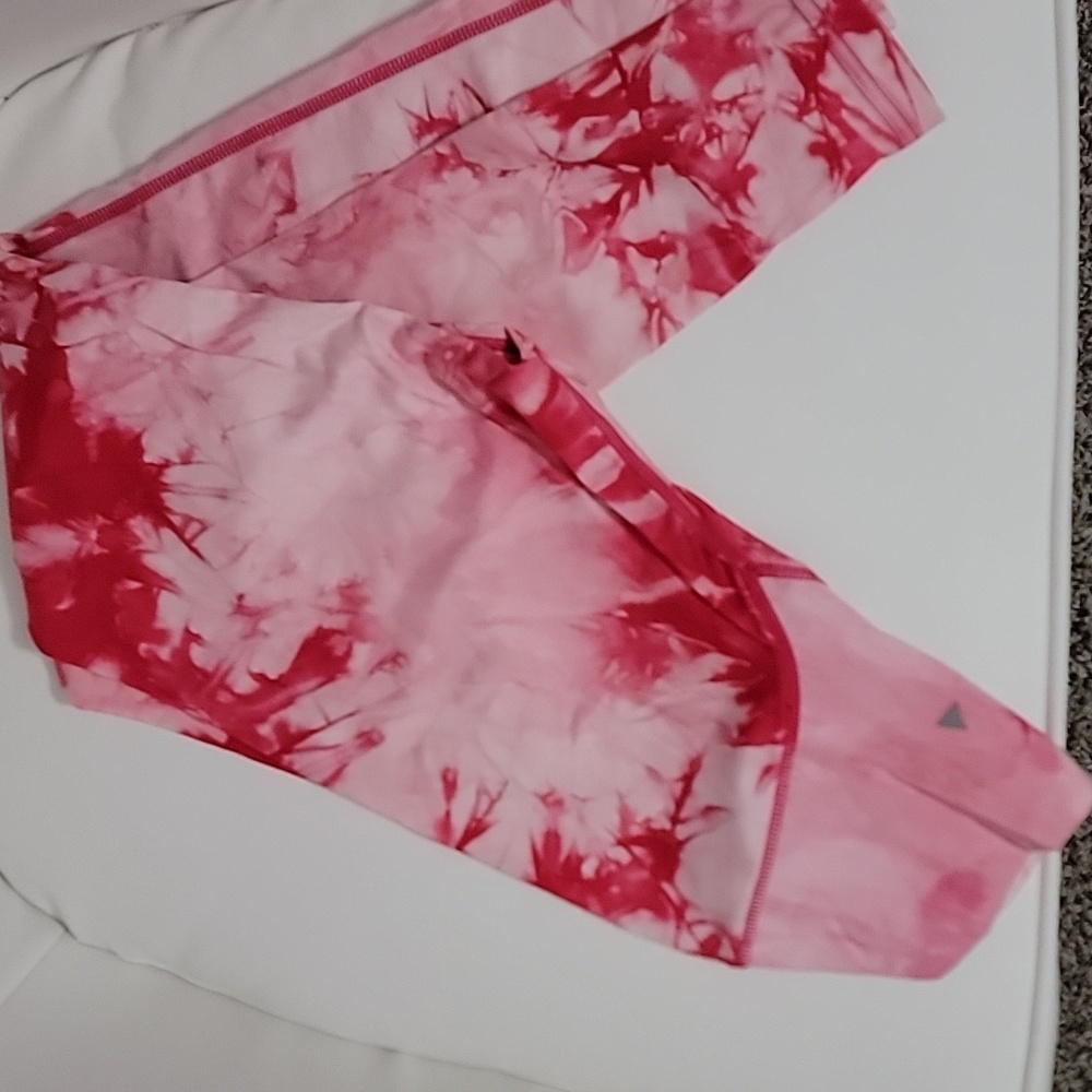 Balance Athletica/ Vitality tie dye leggings size small